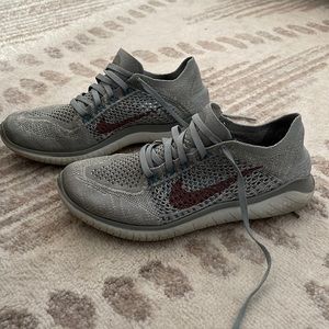 Women’s Nike free rn flyknit